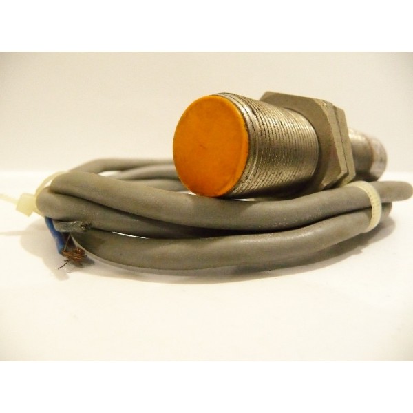 Inductive Proximity Sensor, E2E-X5E1, Omron, Made in Japan